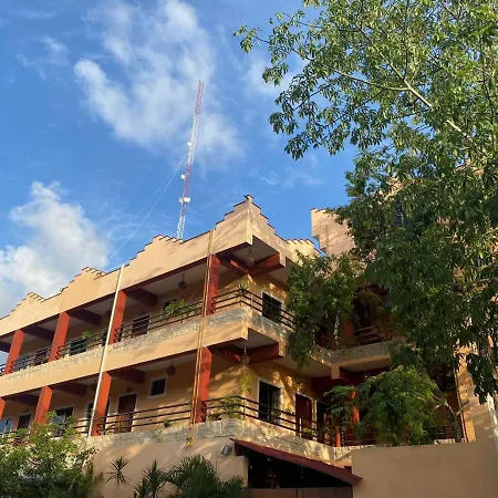 Itza La Veleta Tulum Hotel