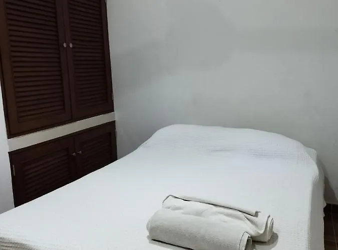 Itza La Veleta Hotel