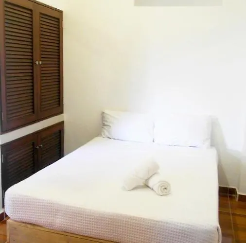 Itza La Veleta Hotel