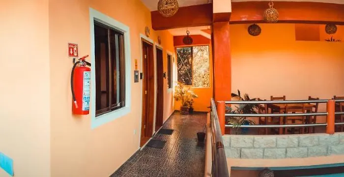 Itza La Veleta Hotel